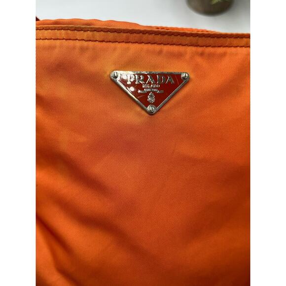 PRADA BT7372 Tessuto Shoulder
Bag Cross Body Messenger Bag Nylon
Orange Unisex - Picture 4 of 15